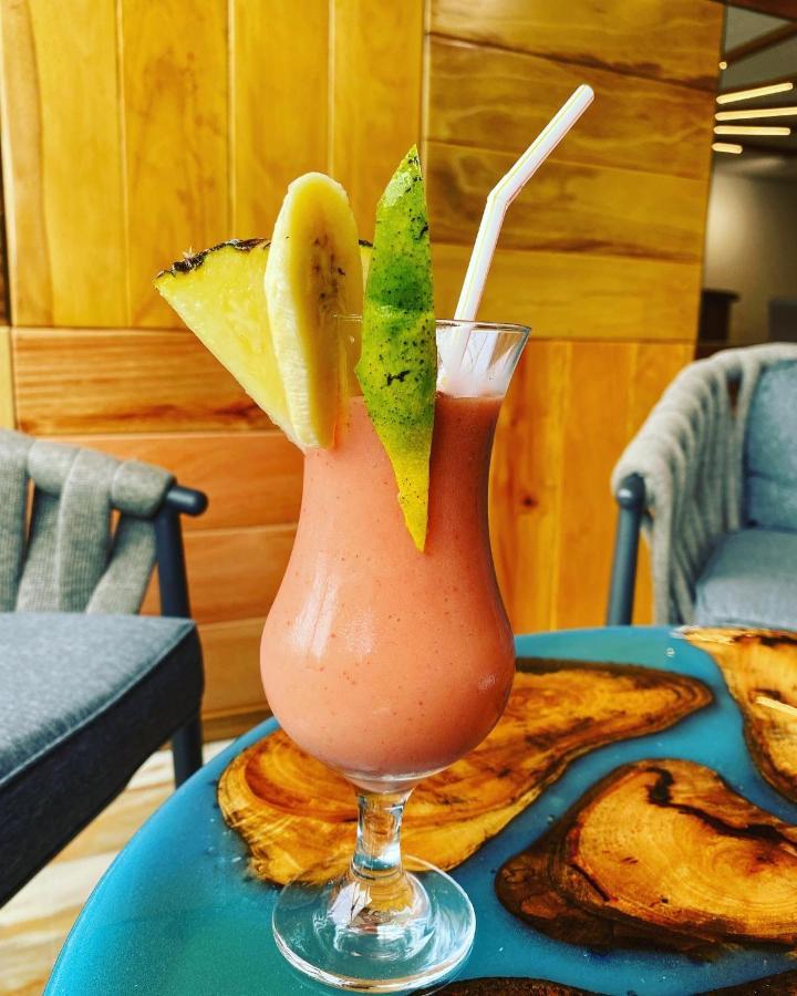 Murex Plaza Hotel & Suites Monrovia Kültér fotó