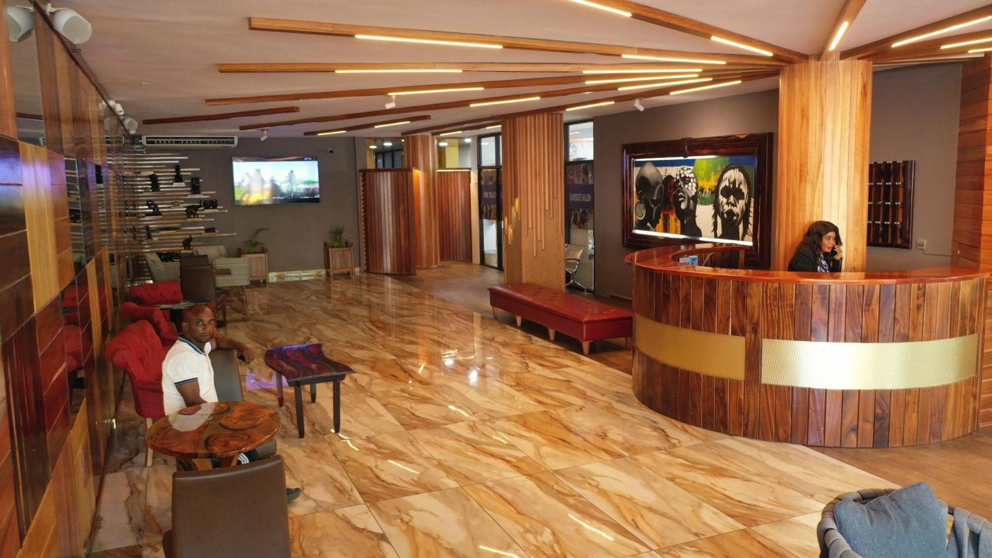 Murex Plaza Hotel & Suites Monrovia Kültér fotó