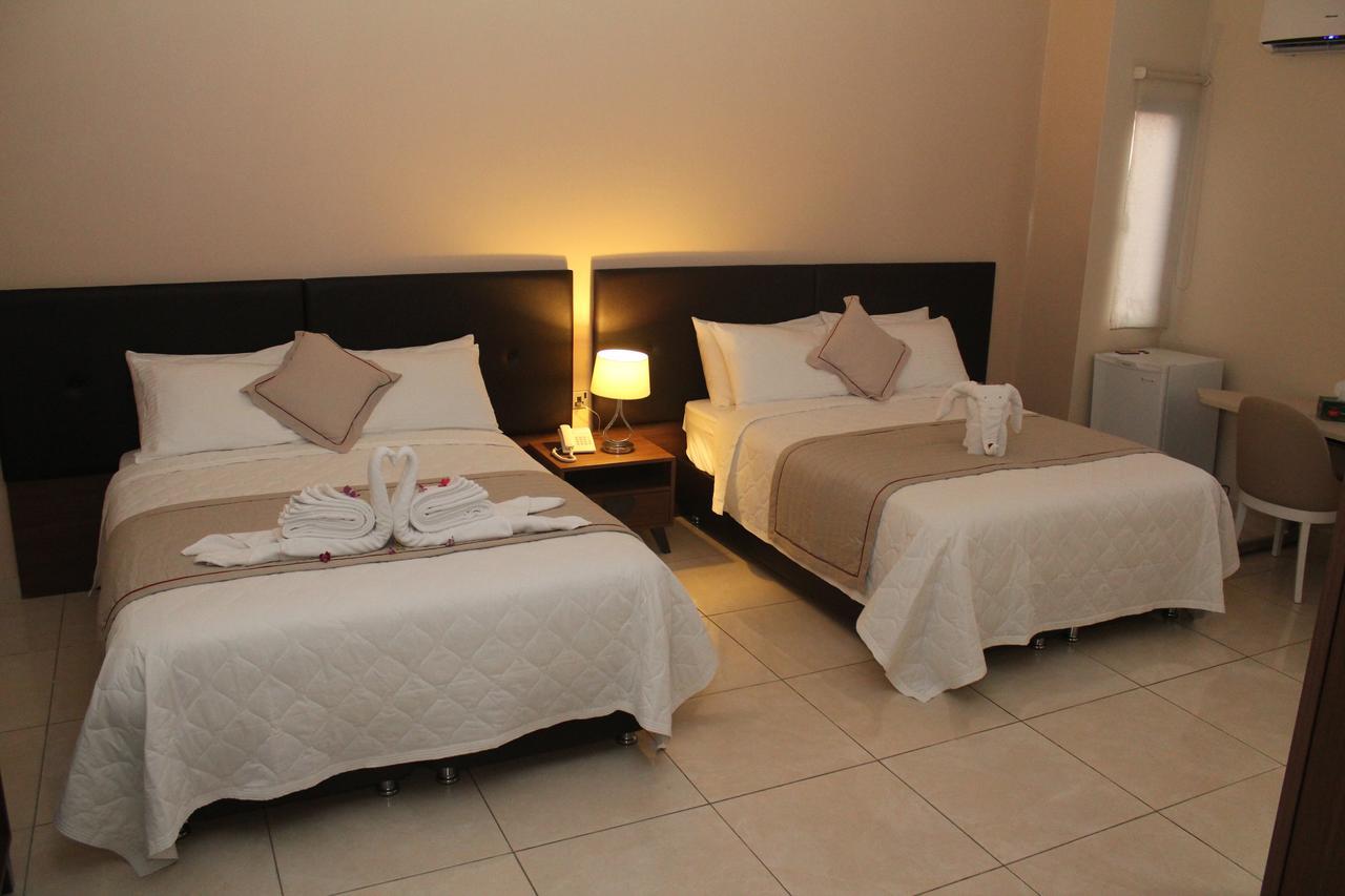 Murex Plaza Hotel & Suites Monrovia Kültér fotó