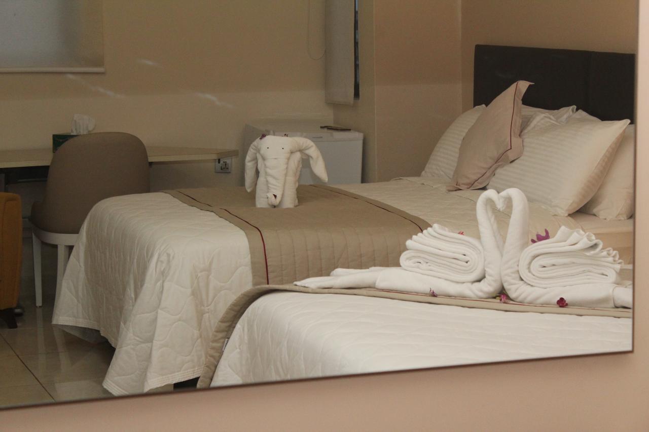 Murex Plaza Hotel & Suites Monrovia Kültér fotó