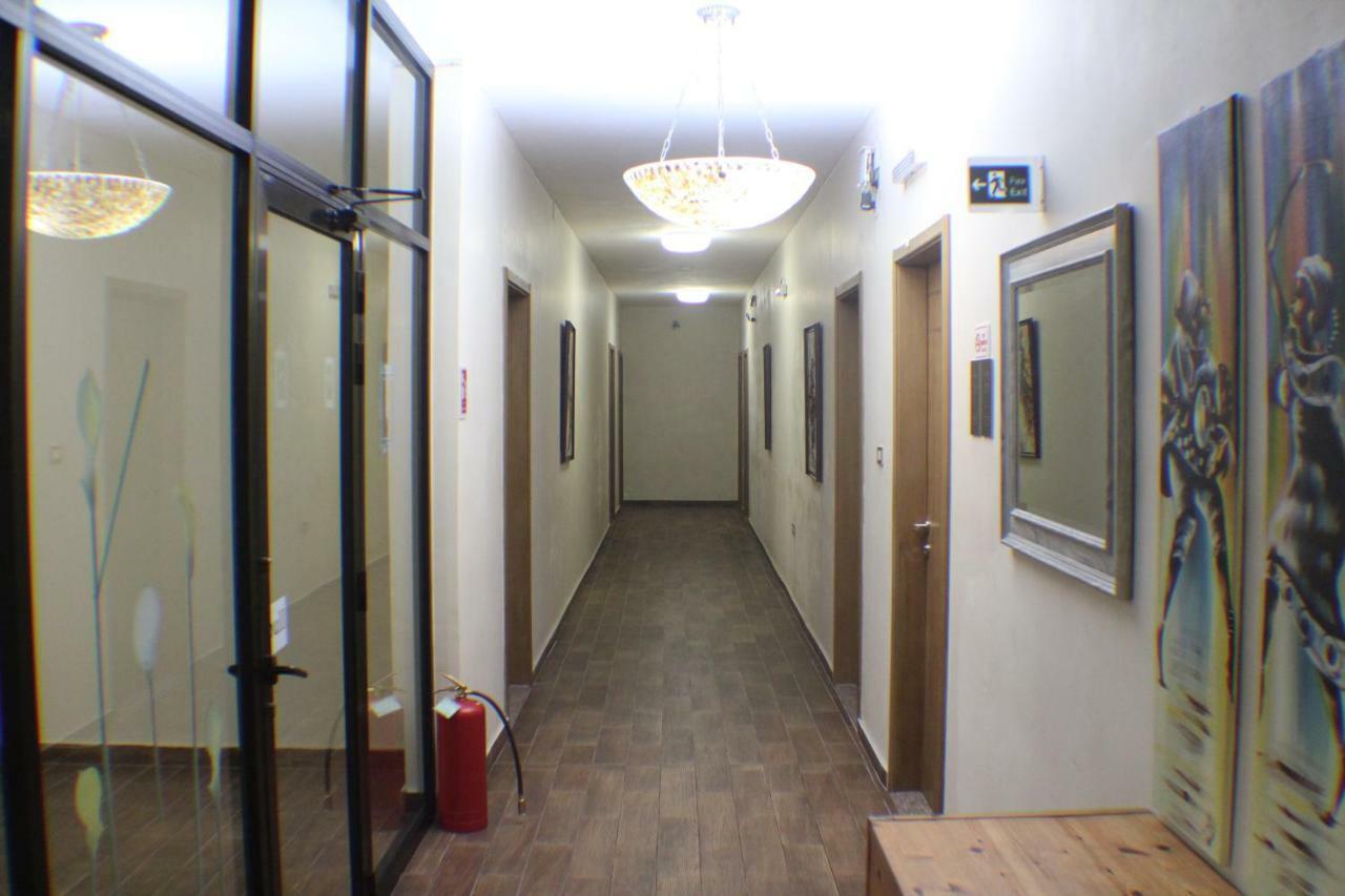 Murex Plaza Hotel & Suites Monrovia Kültér fotó
